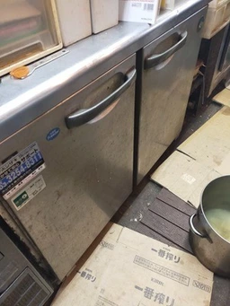 神田駅 徒歩3分 現況:居酒屋 飲食居抜き物件 【飲食可】外観