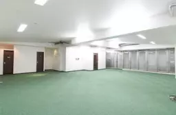 練馬駅北口1分!B1のインドアゴルフ居抜き41坪テナント!サービス、クリニック、物販に最適!【飲食不可】