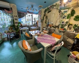 伊勢佐木長者町駅 徒歩9分 2階 現況:カフェレストラン居抜き物件 【何業も可】外観