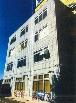 秋川駅 徒歩1分 2階 現況:焼き鳥居酒屋居抜き物件 【何業も可】外観