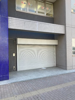 京成船橋駅・JR船橋駅 利用　　☆　　物販店！！　理容・美容関係店舗に！！外観