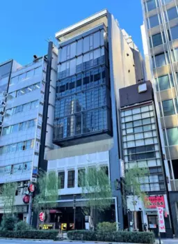 新橋駅 徒歩3分 スケルトン物件 【業種相談】外観