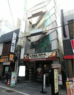 大山駅 徒歩1分 遊座大山商店街通り沿い 2Fスケルトン物件【軽飲食可】外観