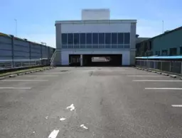 ■門沢橋駅 徒歩10分 ロードサイド スケルトン物件(※パチンコ店跡) 【業種相談】外観