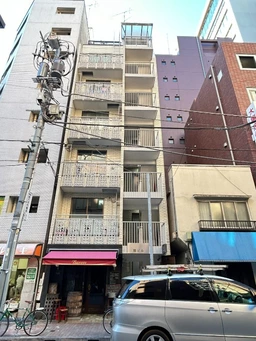 美容サロン等のお客様にピッタリな物件！外観