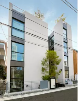 外苑前駅 徒歩3分 B1F〈001区画〉スケルトン物件 【飲食可】外観