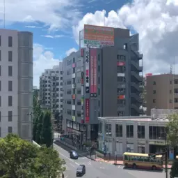 東戸塚駅 徒歩1分 スケルトン物件 【飲食可】外観