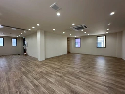 【賃料改定】篠崎駅徒歩2分の2階店舗、外装・内装リニューアル済!外観