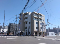 東小金井駅前の北口ロータリーに面しており、交差点の角地です!!北口駅前は現在土地区画整理事業中です。