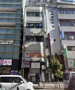 新宿駅すぐ！小滝橋通りに面した超好立地物件！サービス店舗などにおすすめ【飲食不可】