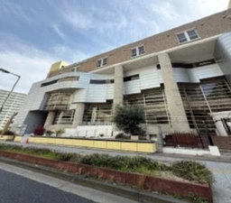 大阪市教育会館東館店舗外観