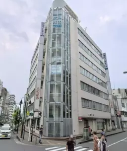 ■本厚木駅 徒歩2分 スケルトン物件 【軽飲食可】外観