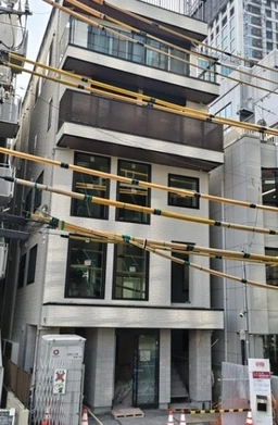 ≪表参道駅 徒歩5分|1階路面|軽飲食相談可(酒類提供不可)≫外観