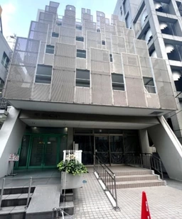 【4階・飲食不可】新宿駅 徒歩3分！物販・サービス・事務所向け物件！外観