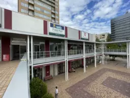 東戸塚駅 徒歩1分 駅直結! モレラ東戸塚 2F〈店舗3区画〉【飲食可】