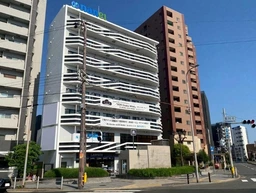 玉川駅前築浅店舗外観