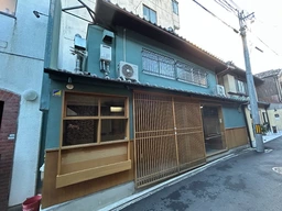 四条駅 徒歩7分 現況:カフェ 飲食居抜き物件 【業種相談】外観