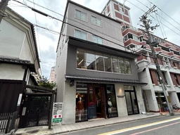 烏丸御池駅 徒歩5分 現況:その他 その他居抜きなど物件 【飲食不可】外観
