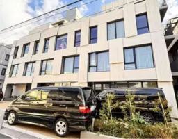 表参道駅 徒歩7分 2025年7月新築 1F≪1区画≫ スケルトン物件 【飲食不可】外観