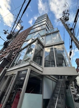 フロア貸し 専用階段有り外観