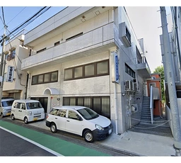 プライバシー重視の店舗物件!2階立地!専用外階段・曇りガラス!外観