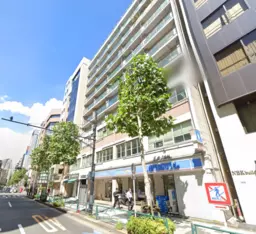 新宿御苑前駅 徒歩2分 2F〈205・206号室〉事務所仕様物件 【飲食不可】外観