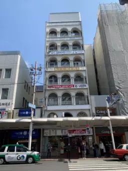 京都河原町駅 徒歩3分 スケルトン物件 【業種相談】外観