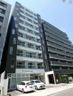 新横浜駅 徒歩8分 B1F〈100号室〉スケルトン物件 【飲食可】外観