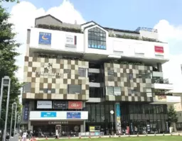 センター北駅 徒歩1分 駅前好立地 5階外観