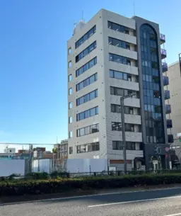四ツ谷駅 徒歩5分 新宿通り沿い 1Fスケルトン物件 【軽飲食可】外観