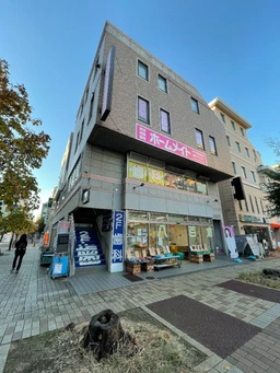 仲町台駅徒歩2分!事務所仕様、諸条件ご相談ください!外観