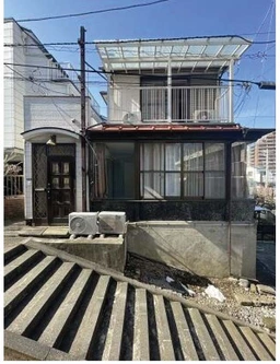 落合駅徒歩2分　飲食可外観