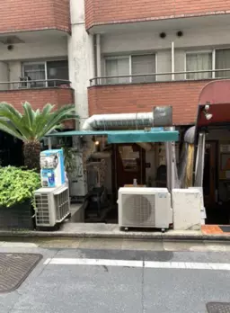 渋谷駅 徒歩3分 既存設備無償! 1F≪103号室≫ ハンバーガー店居抜き物件 【飲食可】外観