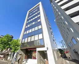 五条駅8番出口 徒歩2分 1F路面 物販店居抜き物件 【飲食不可】外観