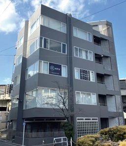 白金台駅 徒歩10分 B1F-1F一括貸し スケルトン物件 【飲食可】外観