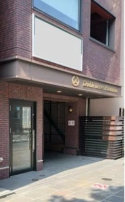 麹町駅 徒歩4分 スケルトン物件外観