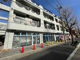 北山駅 徒歩4分 スケルトン物件 【飲食可】外観