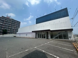 1階フロアは約350坪♪ロードサイド物件!!