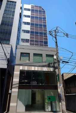 骨董通り沿いで高級感あふれる外観の物件です!サロン系店舗におすすめ◎外観