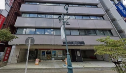 松戸駅西口徒歩3分!大型路面店舗です外観