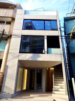 ≪恵比寿駅 徒歩5分｜B1階路面スケルトン・重飲食可≫外観