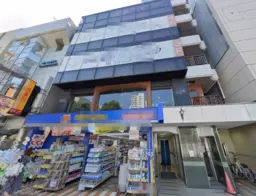 小岩駅 徒歩1分 小岩駅北口通り沿い　駅近店舗　4階外観