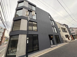 大泉学園駅３分の商店街角地の新築物件！外観