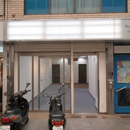 板宿駅 徒歩2分『板宿本通商店街』に面する1F約20.34坪 条件相談可【飲食店相談可】外観