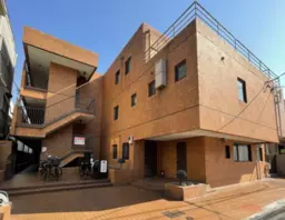 ■外苑前駅 徒歩6分 スケルトン物件 【業種相談】