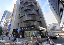 新宿駅徒歩1分!地下1階〜2階の3フロア一括!