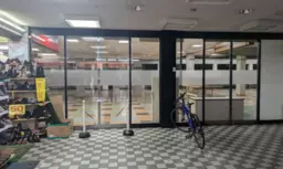 萱島駅 徒歩3分 1F店舗物件 【飲食不可】外観