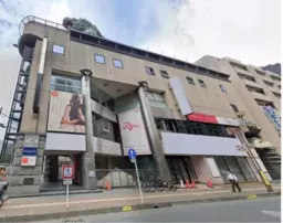 川口駅東口1分の駅前通りに面した地下一階144坪大型テナント!1階、2階もご案内可能!飲食、サービスに最適【飲食可】外観