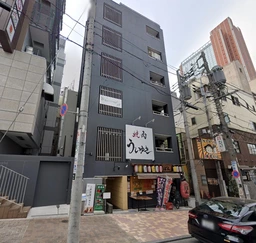 三軒茶屋駅徒歩１分！24時間営業可能！すずらん通り出口の角地です外観