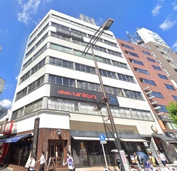 ≪神保町駅 徒歩2分｜2階・ワンフロア｜業種相談可≫外観